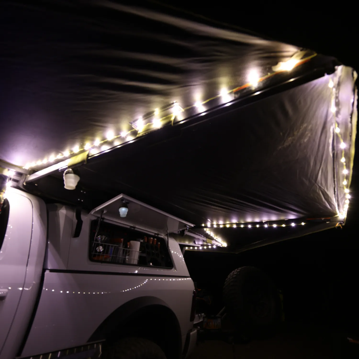 270° Peregrine Awining Right-Hand Mounted   2.0 Light Suppression Technology